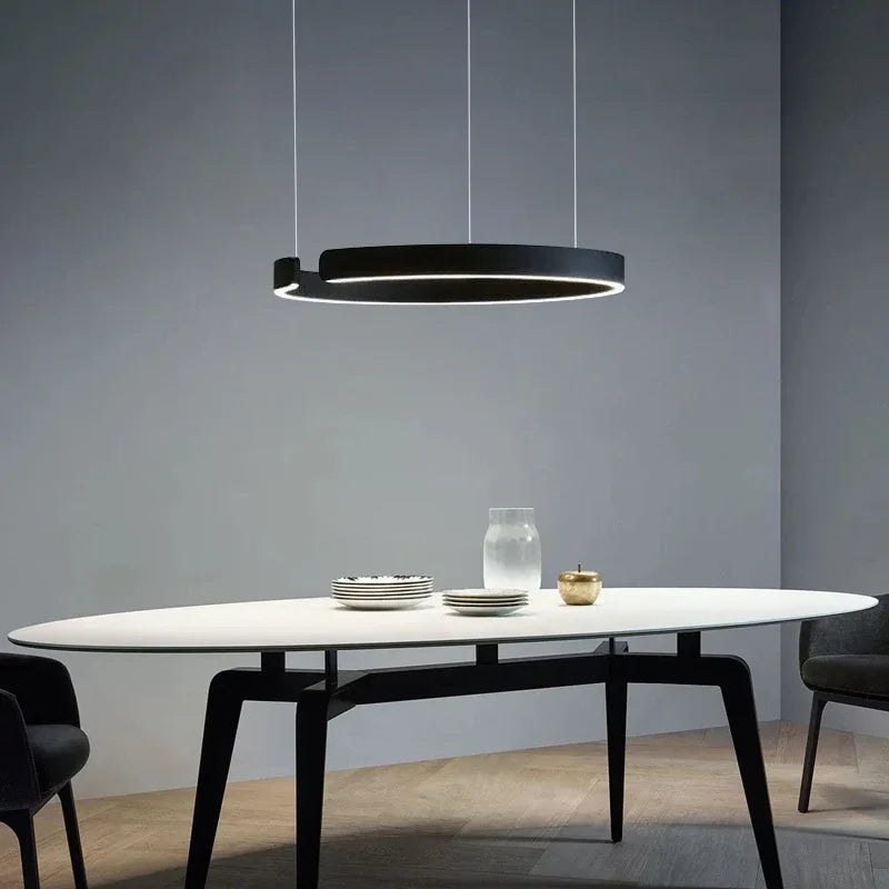Dimmbare LED-Pendelleuchte mit Lichtring für Wohnzimmer, Esstisch und Küche – Produktansicht 1