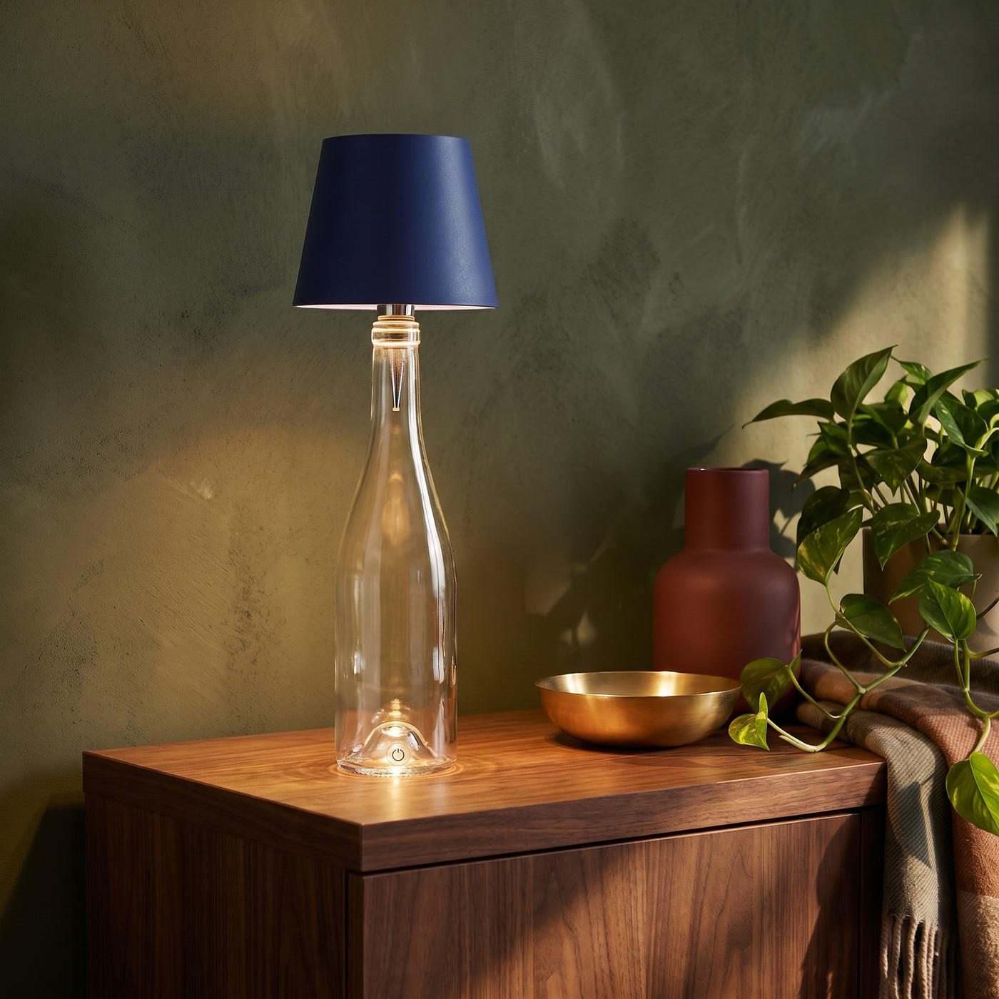 Wireless Wine Bottle Lamp Type-C Charging Touch Control eingeschaltet am Abend